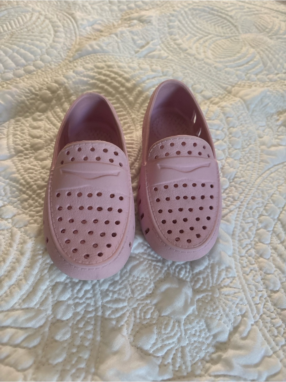 Floafers Toddler Size 7 Pink Perforated Slip On Penny Loafers Lightweight Water - Picture 2 of 6